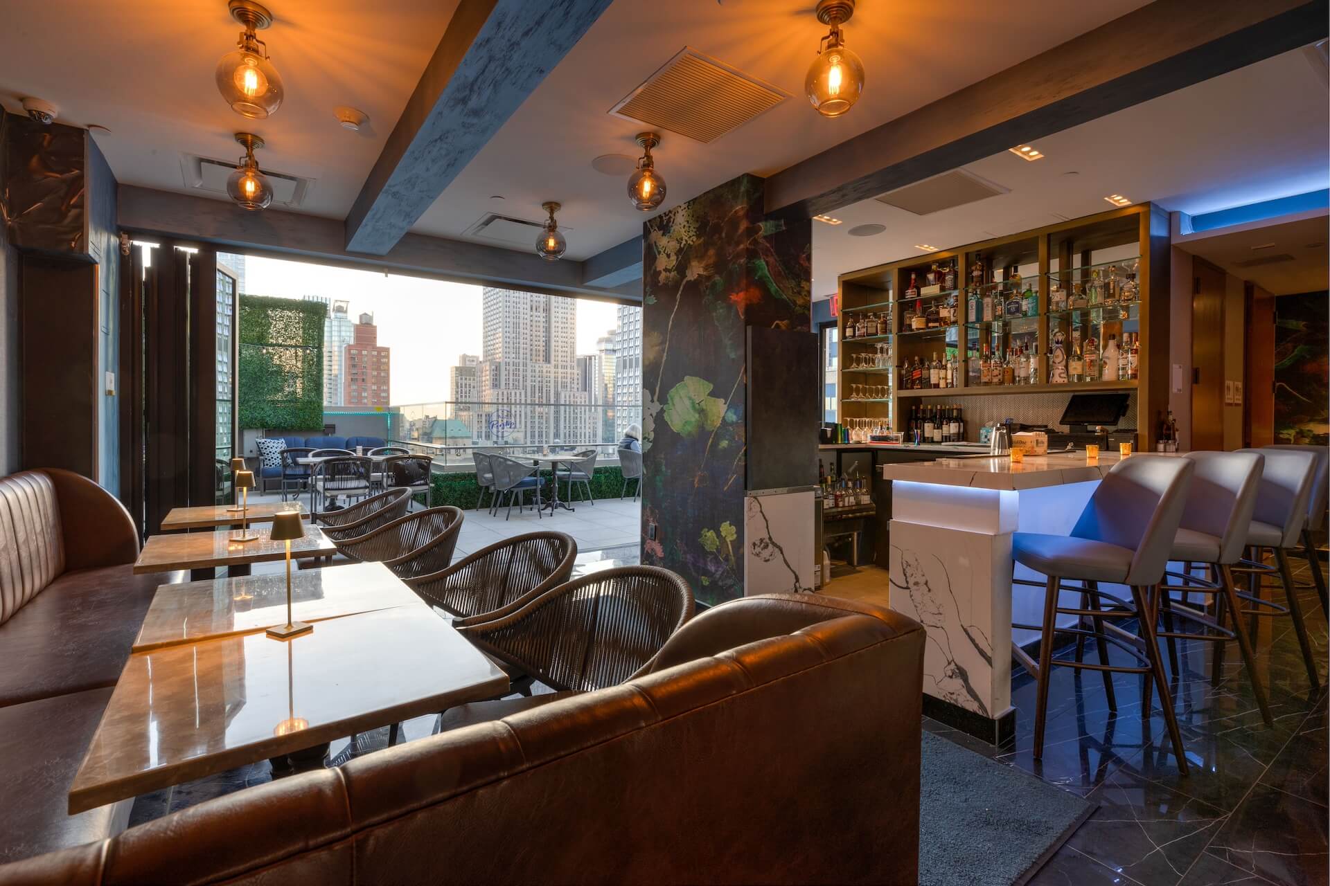 A to Z Rooftop - 360-Degree View of Manhattan Skyscrapers