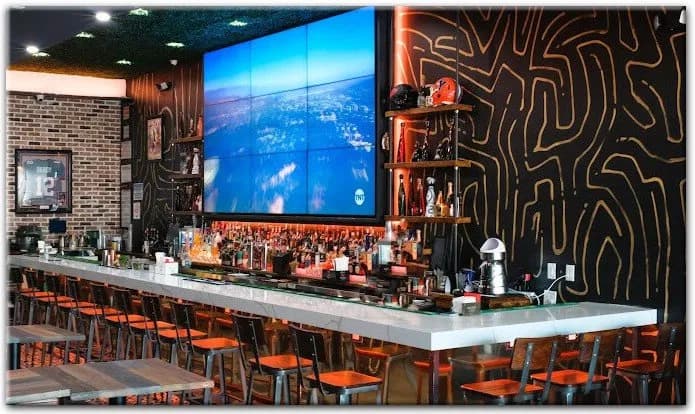 Agua E Coco Bar & Grill Restaurant in The Bronx / Menus & Photos