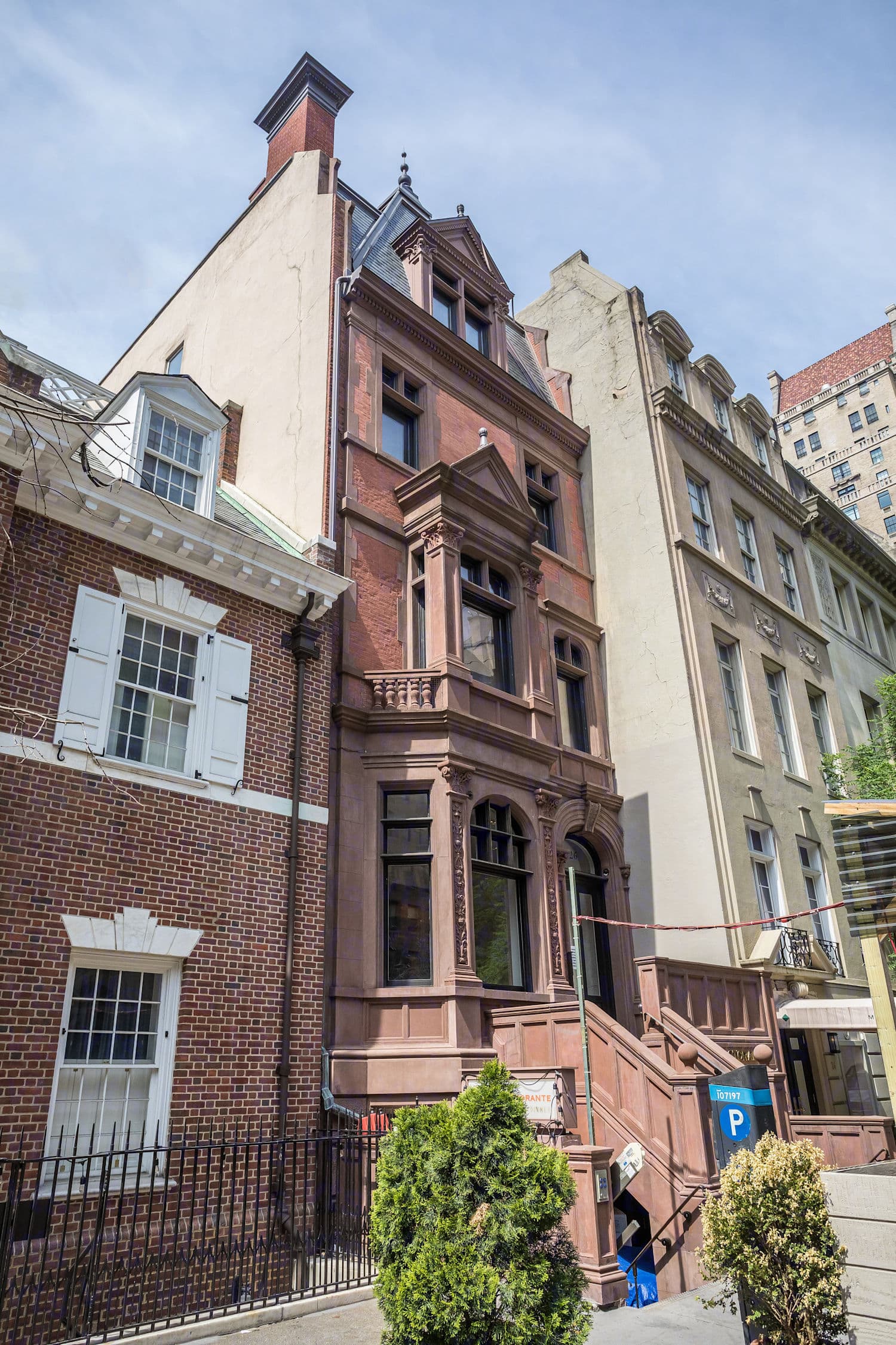 Altesi, 26 E 64th St, New York, NY 10065 - Image 7