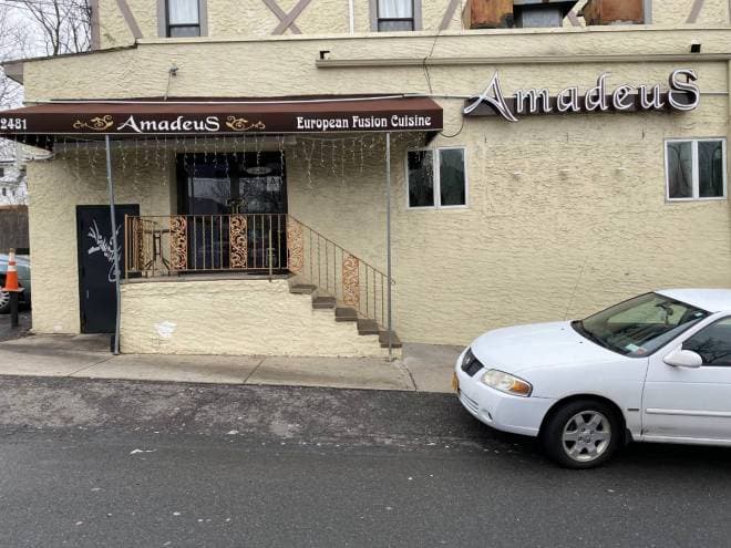 Amadeus photo 2