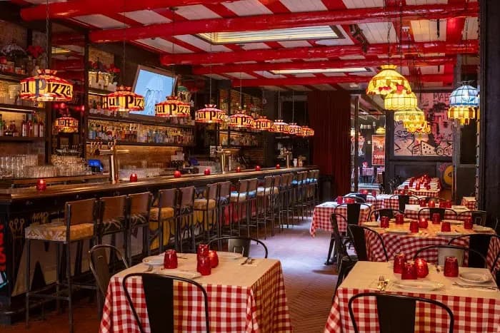 Artie's Backroom & Rooftop: Premier Midtown East Bar with Skyline Views