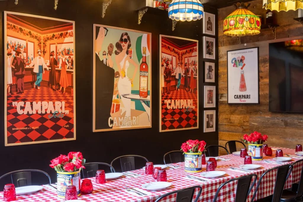 Artie’s Backroom & Rooftop | Local Murray Hill Bar & Rooftop Cocktails