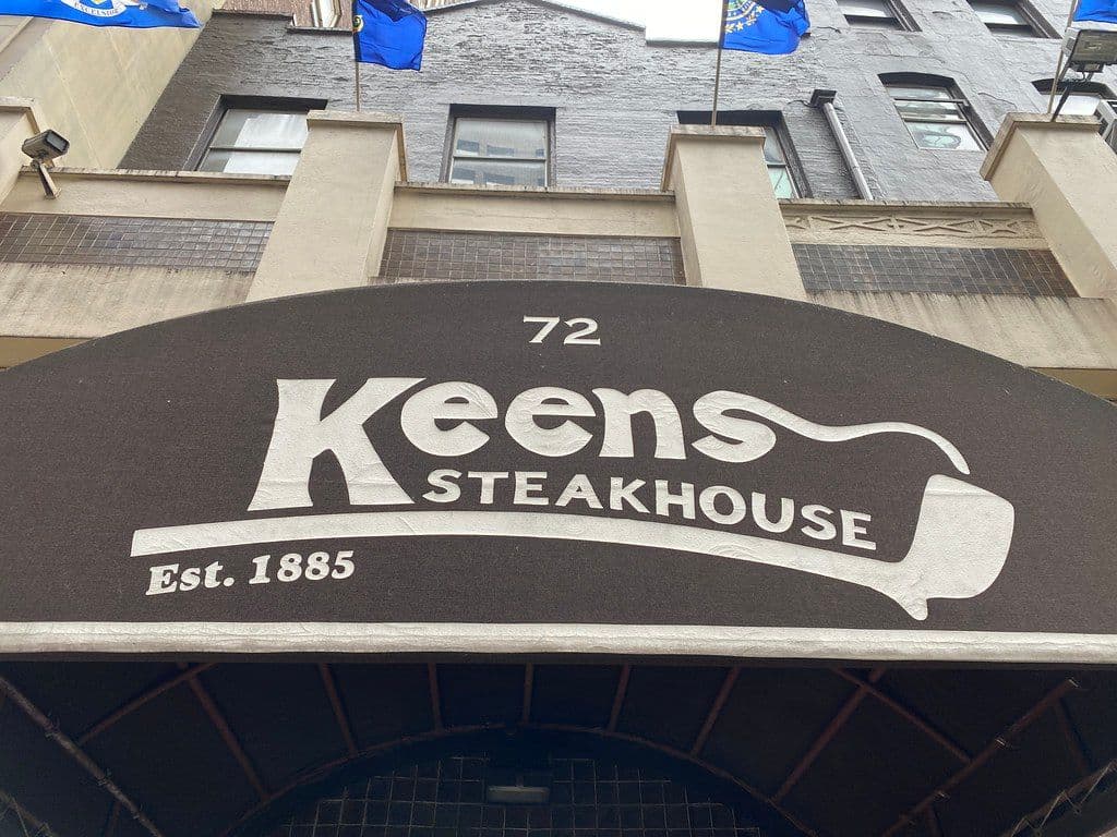 Keens Steakhouse | 72 W 36th St., New York, NY | jericl cat | Flickr