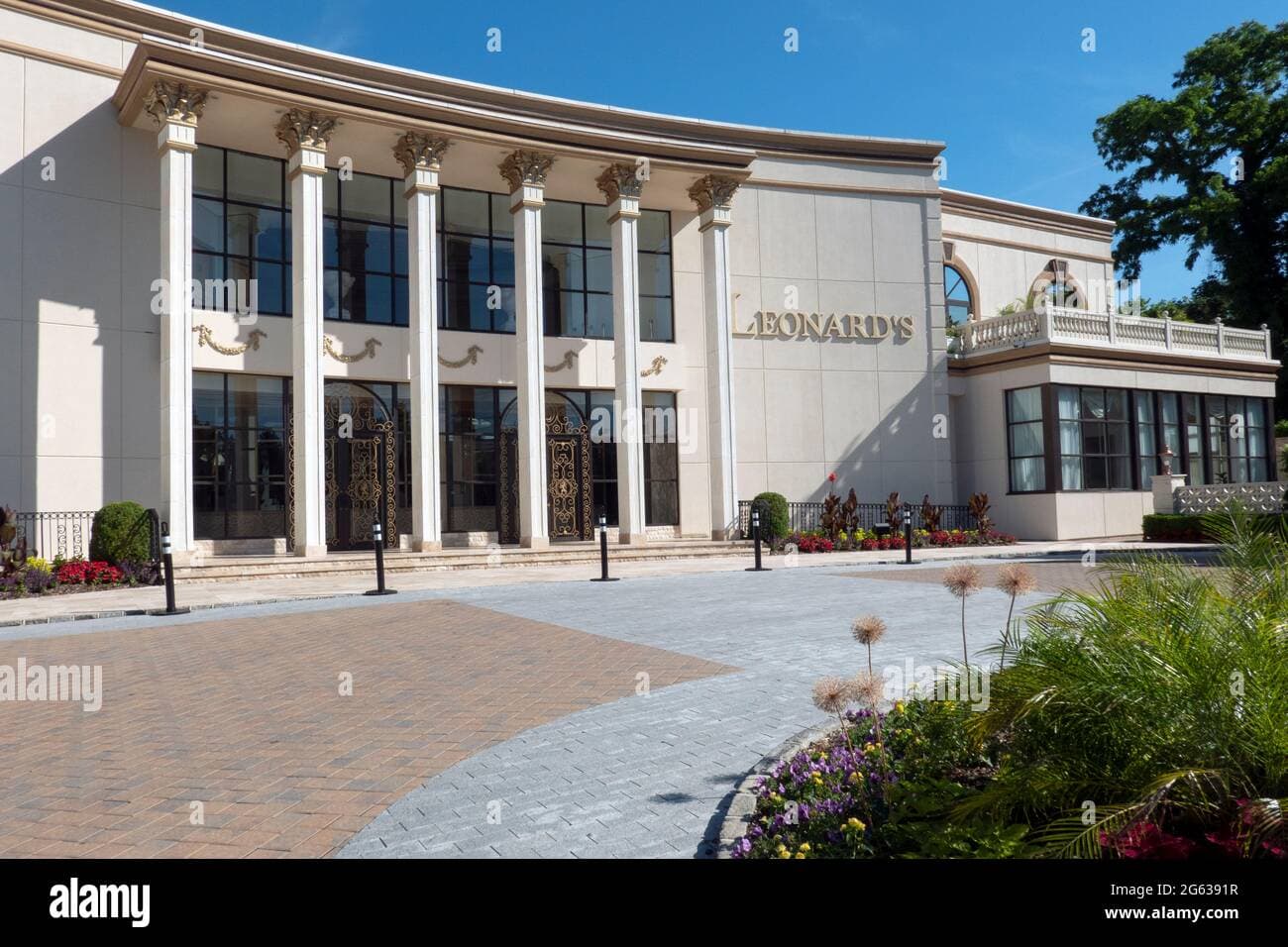 The exterior of Leonard's Palazzo, a wedding & event venue on Northern ...