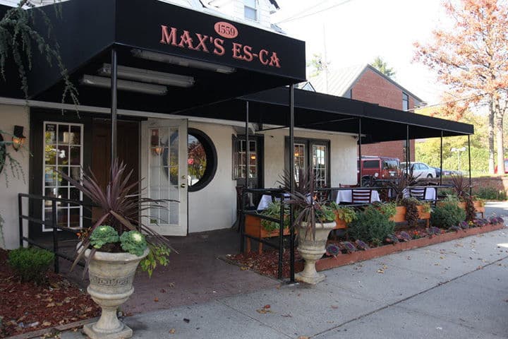 Max's Esca Italian Restaurant in Staten Island, NYC