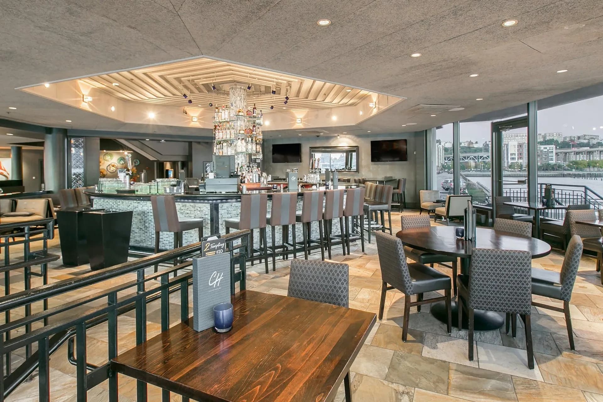Ruth's Chris Steak House photo 2