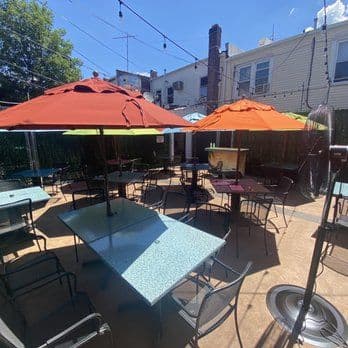 Trackside Bar & Grill, 61 New Dorp Plaza, Staten Island, NY 10306 - Image 5