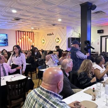 Willie's Steak House photo 2