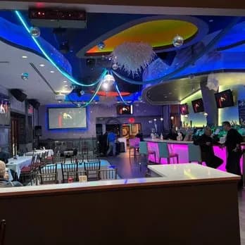 Z-Two Restaurant & Lounge photo 2