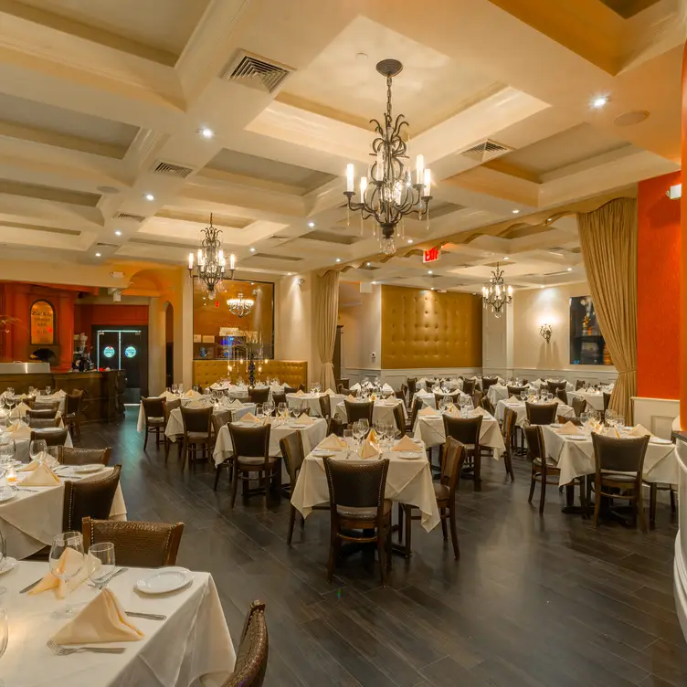 Zio Toto Restaurant and Bar photo 4
